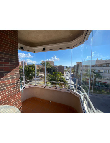 CORTINA DE CRISTAL DG28 CON VÉRTICES